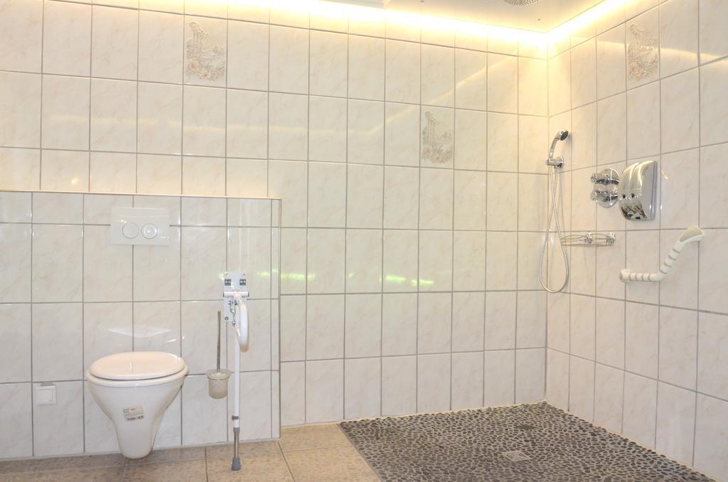 Pension Becker อาร์นส์แบร์ก ห้อง รูปภาพ